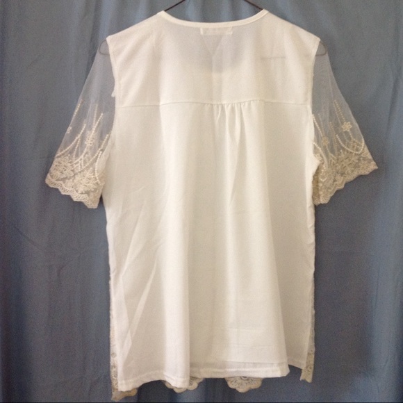 Stunning XIAN XIAN cream embroidered blouse - Picture 6 of 8
